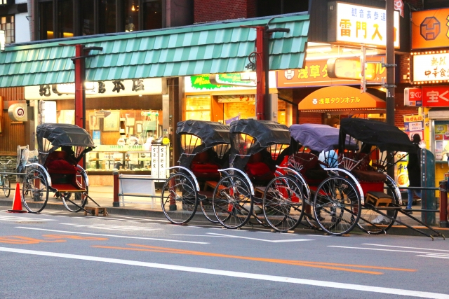 人力車乗車体験｜「口コミ高評価・安全第一・地元密着」を誇る、浅草の少数精鋭人力車店