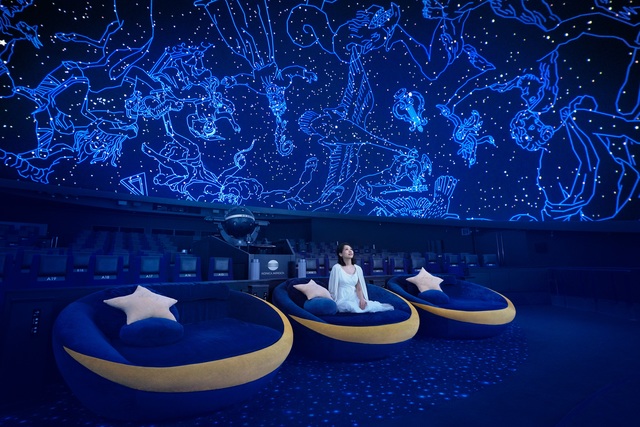 【東京・墨田】コニカミノルタ プラネタリウム“天空”|アロマ×音楽×星空の癒し体験ができる大人のプラネタリウム