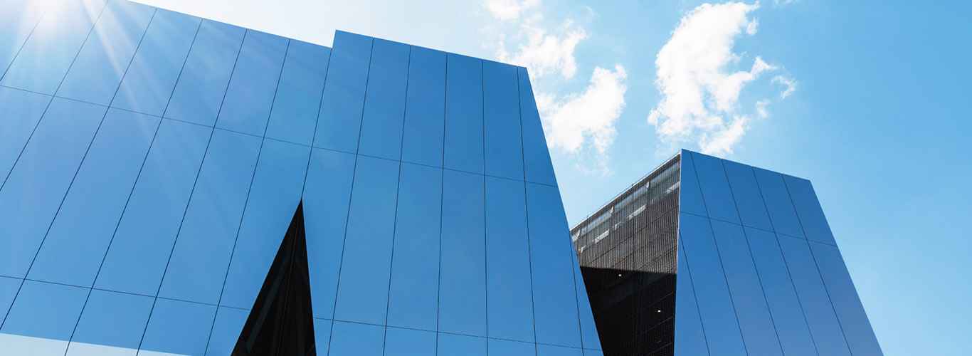 すみだ北斎美術館｜葛飾北斎が描いた世界の傑作に出会う。世界的建築家のモダンな空間で、浮世絵の真髄に触れるひととき